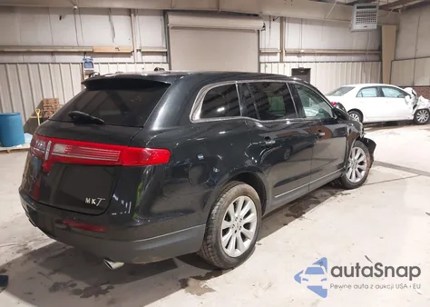 2015 Lincoln Mkt z USA, uszkodzony, nr VIN 2LMHJ5FK6FBL01661